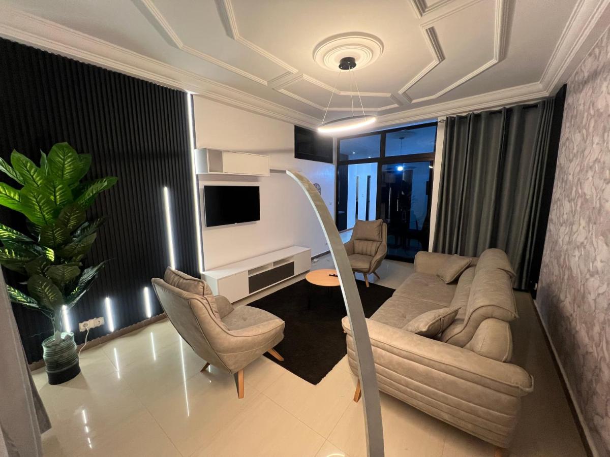 Studio Deluxe