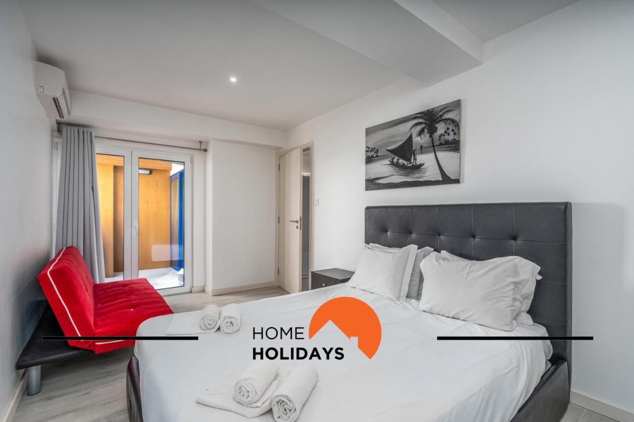 #296 Praia da Rocha by Home Holidays - B&B Portimão
