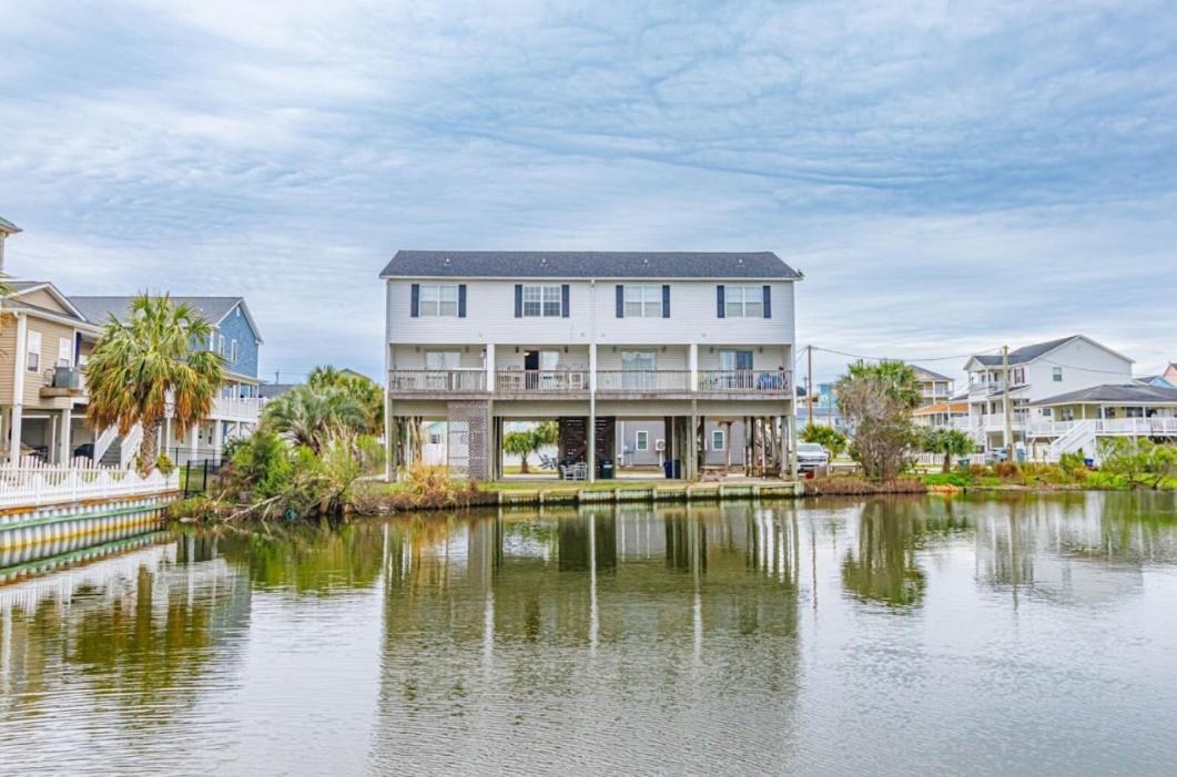 Sea Pond Villa Unit 3 - B&B