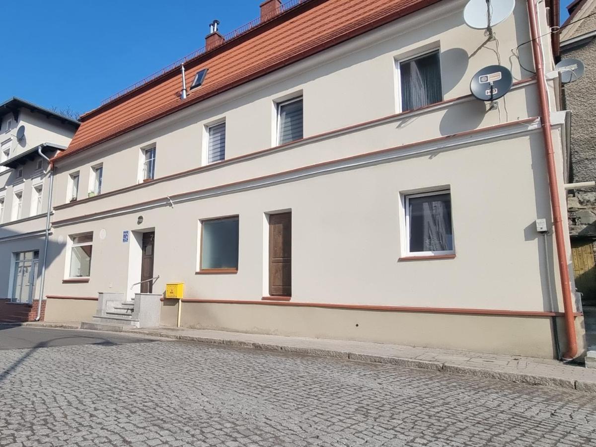 722 Slate Apartament Jedlina-Zdrój - B&B