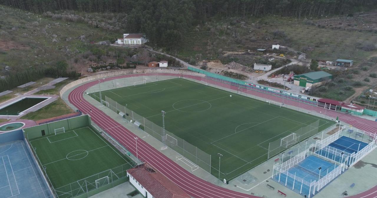 Hostal R-Conecta - B&B Cuevas de San Marcos