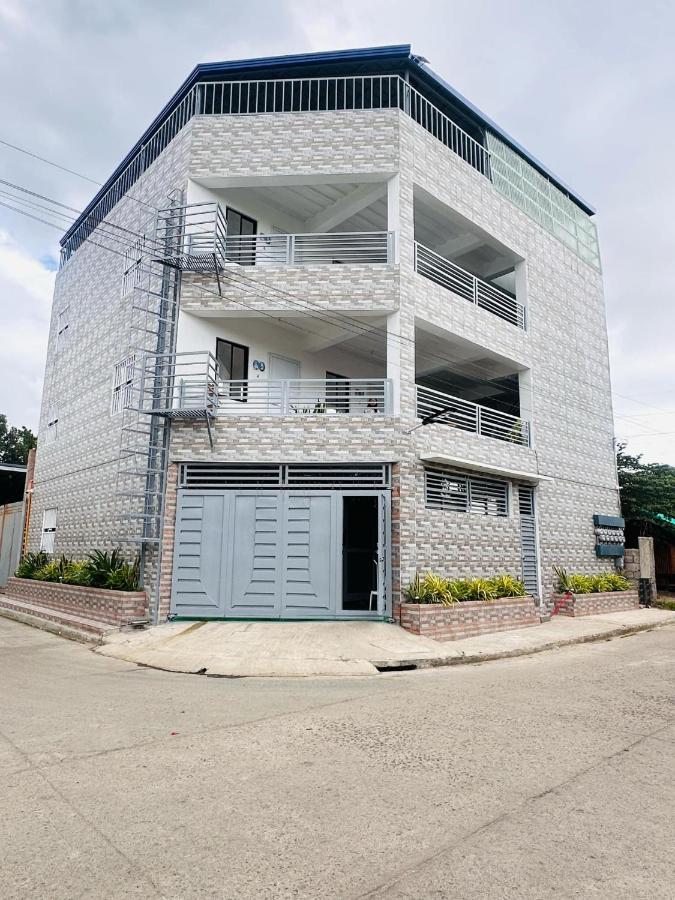 DVM Transient Inn - B&B Santo Tomas