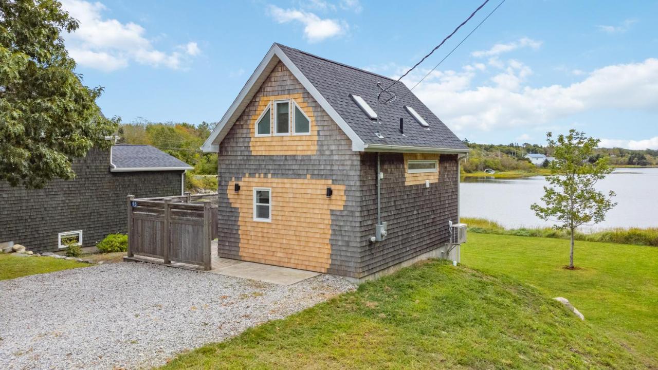 Harbour View Loft at Bells Cove - B&B