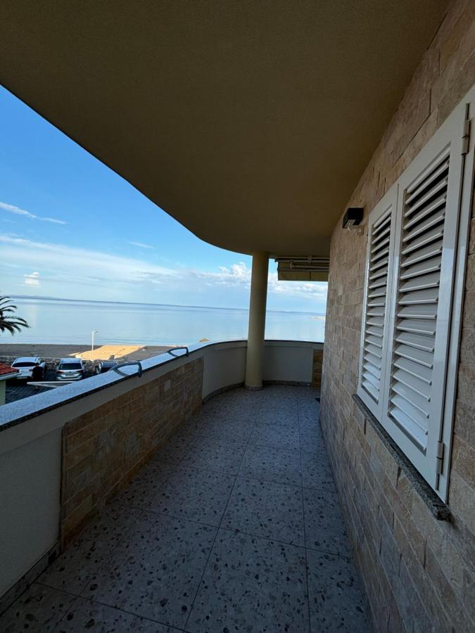 Apartment Blanusa D - Chambres d’hôtes Povljana