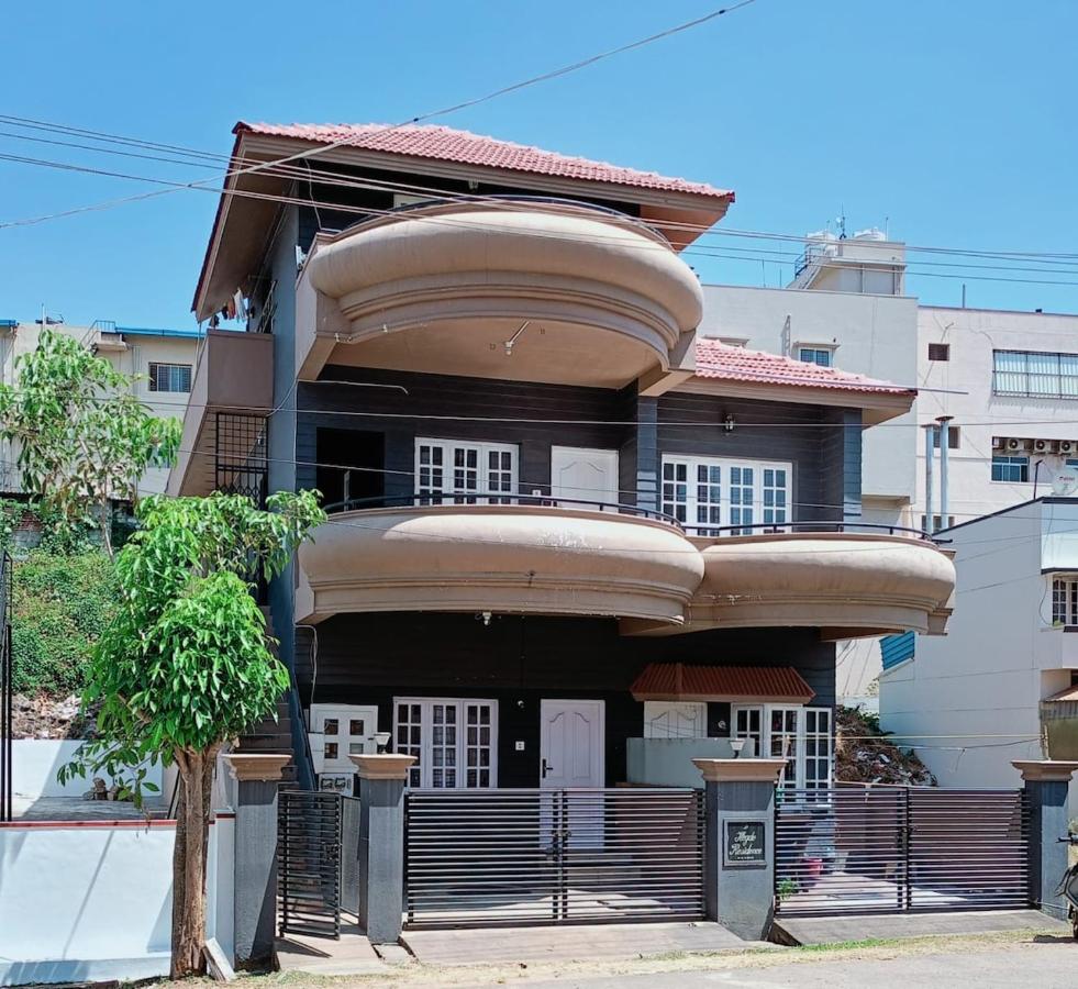 Hegde Residency 2 BR Home PEPPER without balcony - B&B