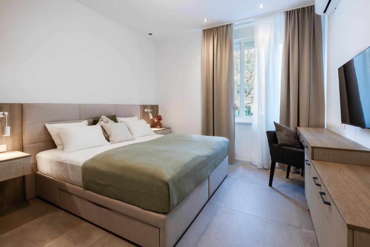 Apartman Gabi- New , 5 min walk from Diocletian s palace - Bed and Breakfast Split