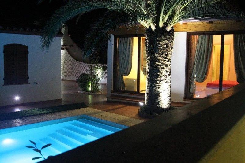 VILLA GILDA CON DEPANDACE PISCINA e GIARDINO - B&B La Ciaccia
