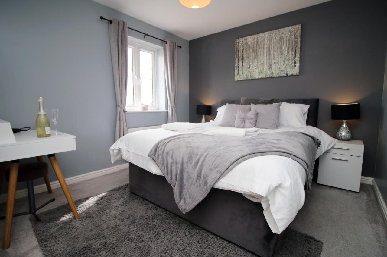Buxton Way by Tŷ SA - 3 bedroom house - Chambres d’hôtes