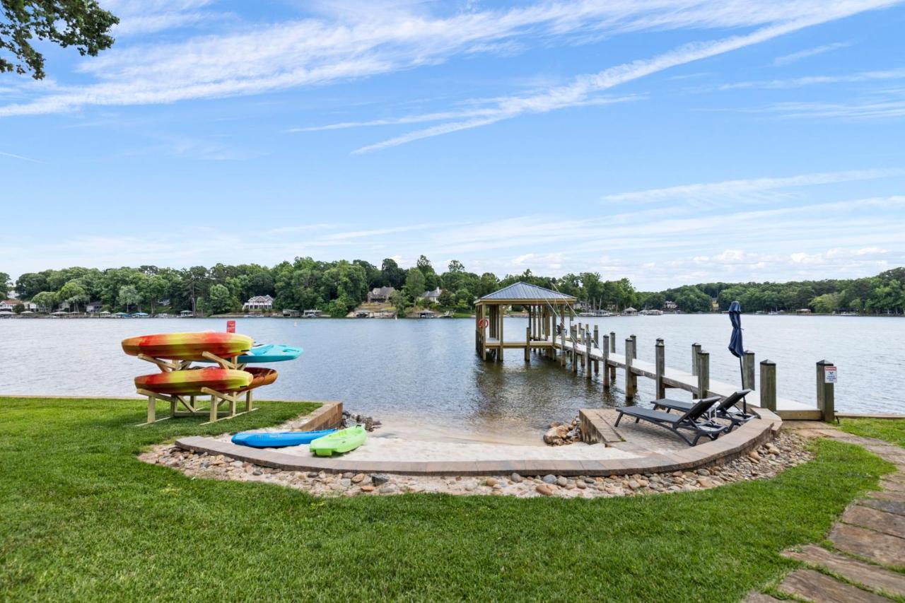 Little Acorn Luxury - B&B Mooresville