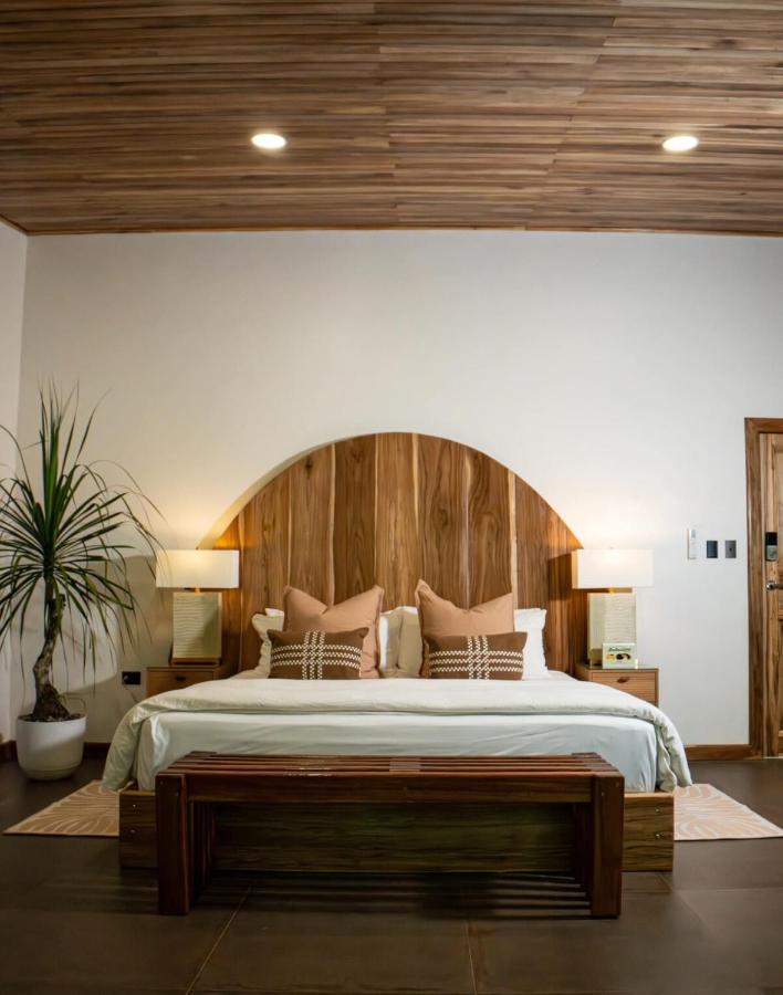 Jungle Bungalow at Oropel Lodge - B&B