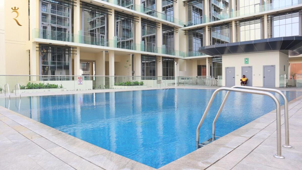 Greywood Oasis 2BR Elegant Retreat Near Masdar Park & City Centre Masdar - Ferienwohnung Abu Dhabi