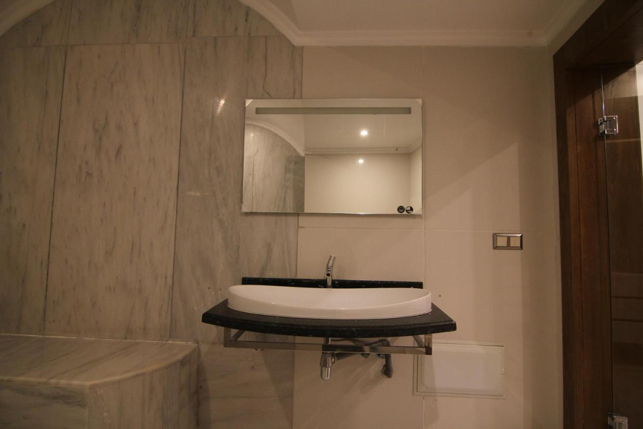 Maison d'Appartements Vue Mer - Luxe Tangeroi & Confort Européen - B&B