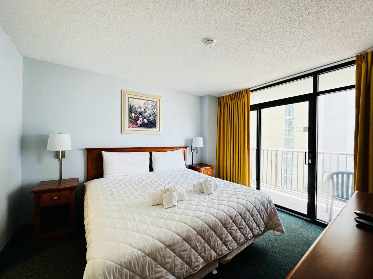 By the ocean beautiful condo at Beach Colony - Chambres d'hôtes Myrtle Beach
