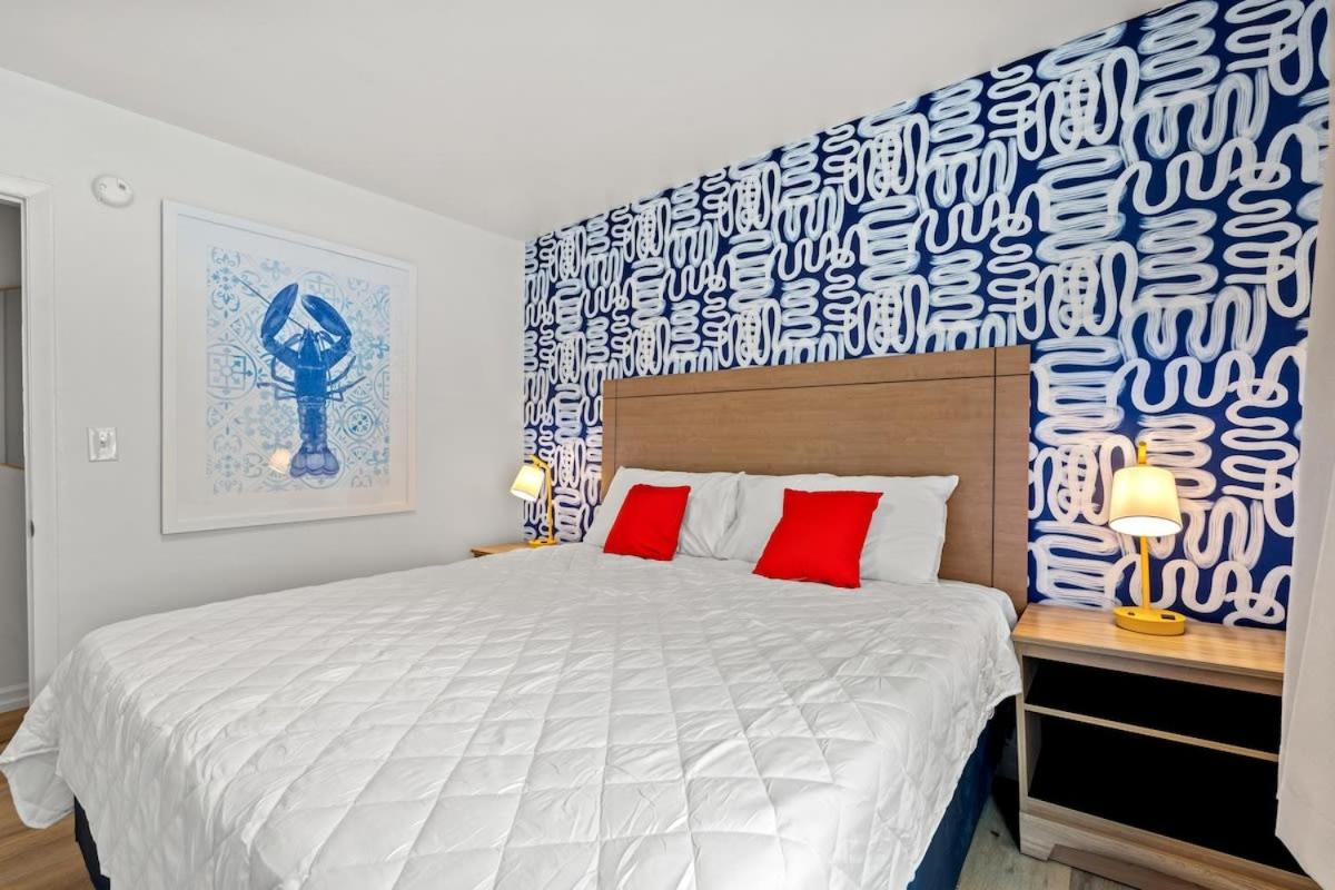 Cabana Beach #4 Condo Steps from the Beach - B&B Myrtle Beach