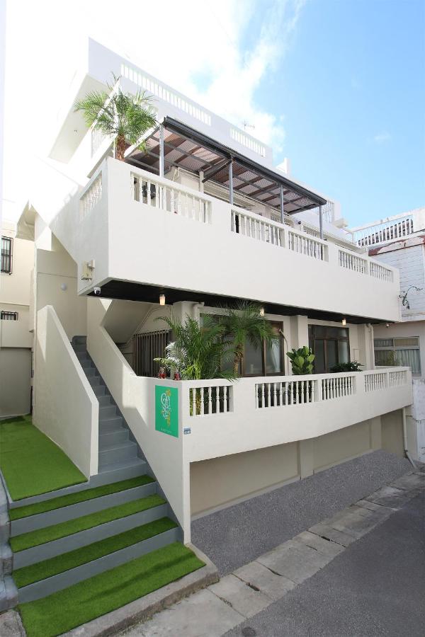 ゴールデンシャワー国際通り - Chambres d’hôtes Naha