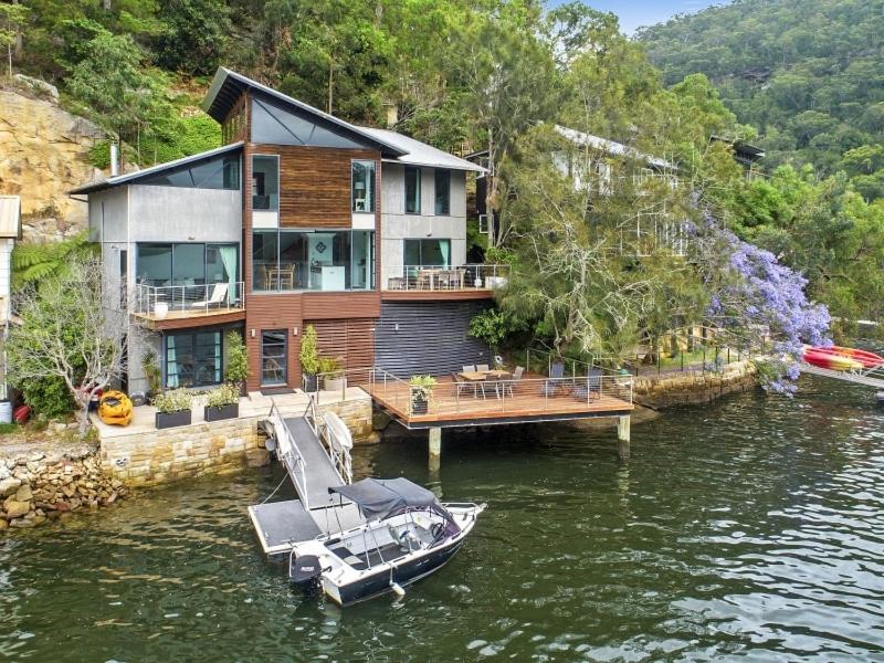 Berowra Waters Glass House - B&B