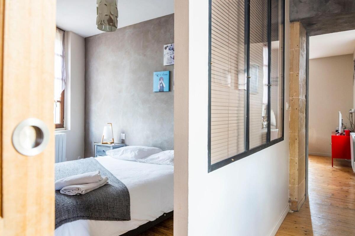 Appartement pour 2, Place Saint-Sauveur - B&B Caen