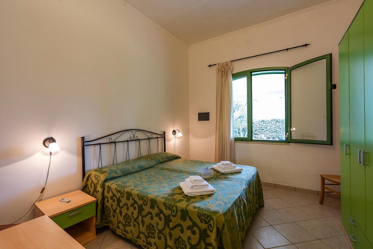 One Bedroom Apartment 1