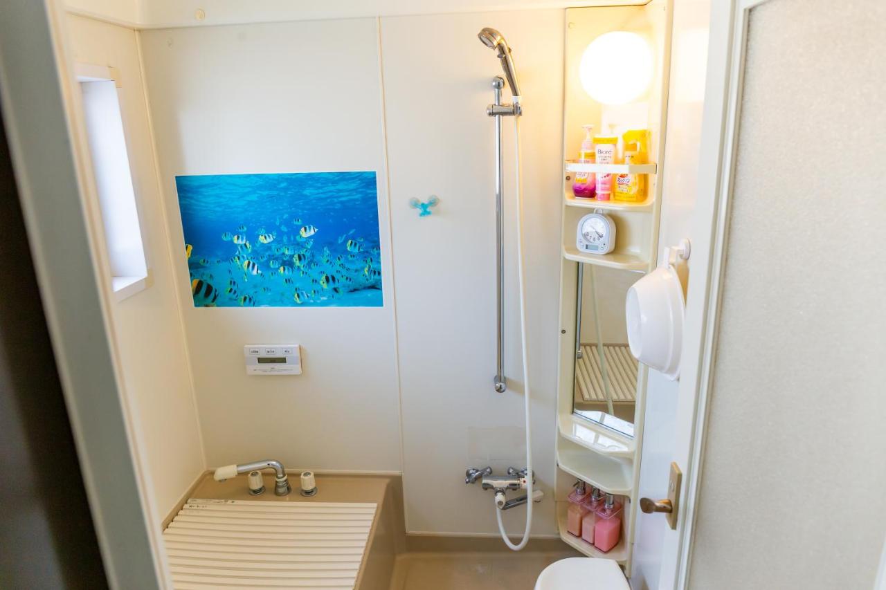 Kleines Zweibettzimmer