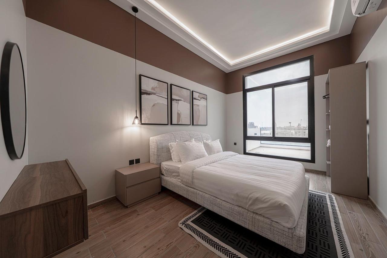 Two-Bedroom Apartment with Balcony and Sea View