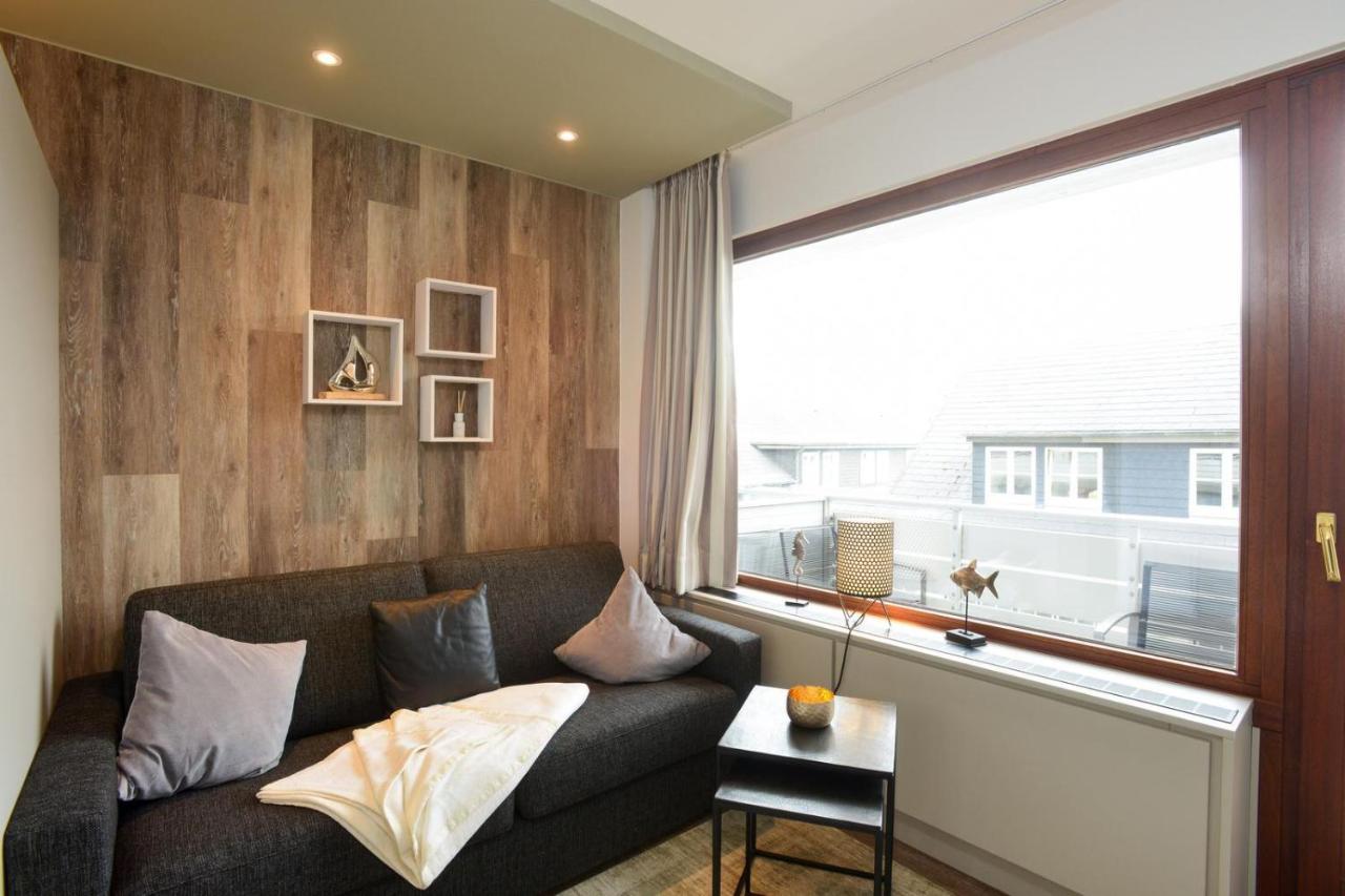 Apartment with Shower