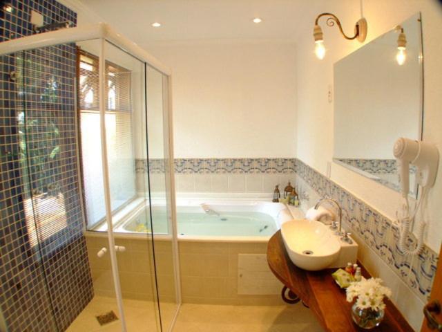 Suite with Double Spa Bath