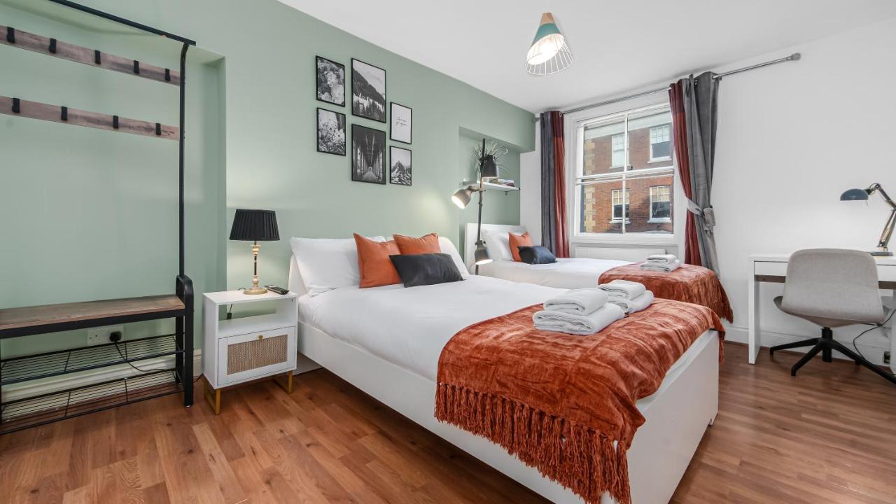 Chambre Triple Économique avec Salle de Bains Commune