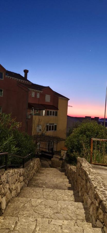 Lumari Dubrovnik Apartment - B&B Dubrovnik