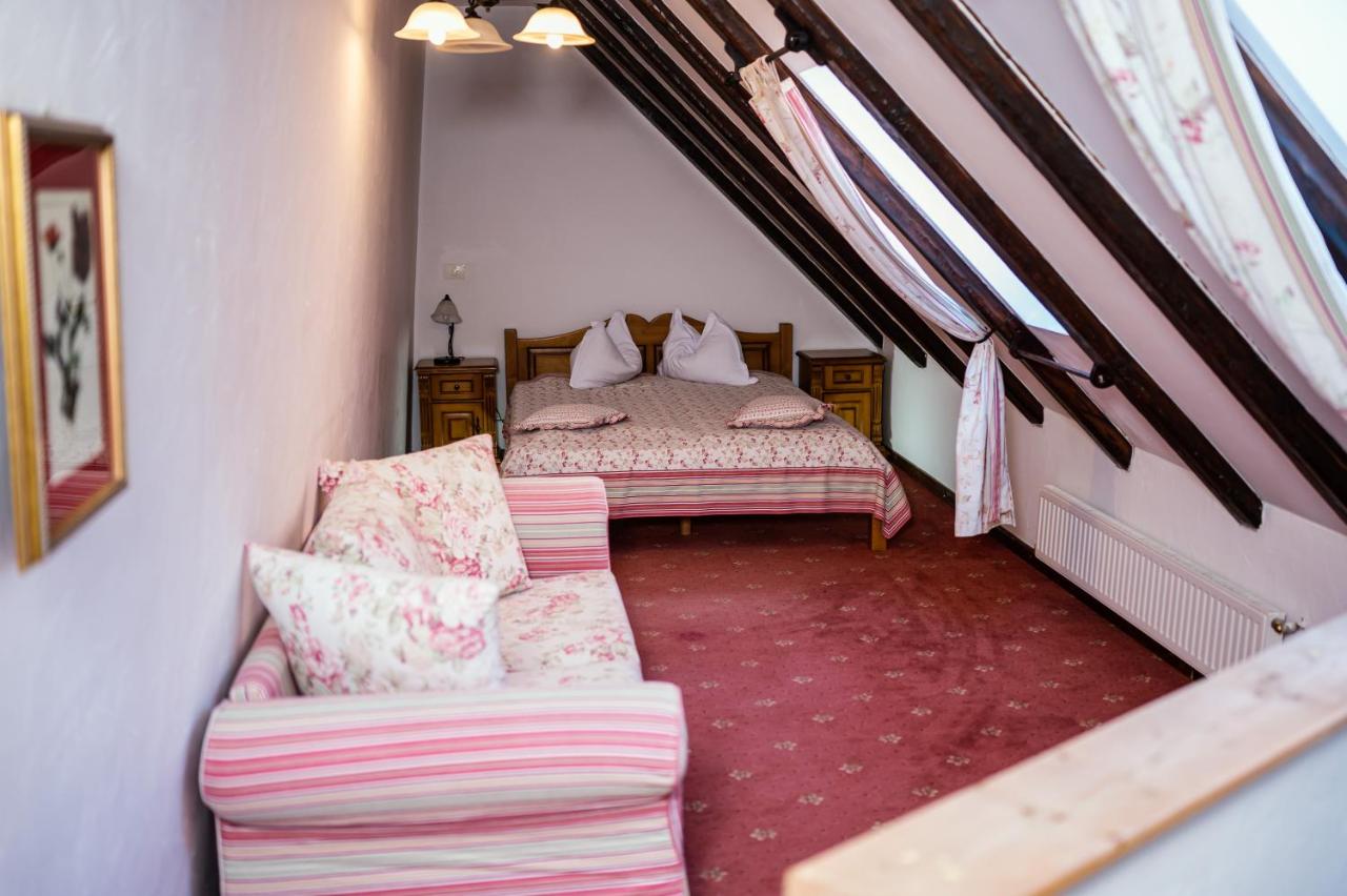 Apartment - Split Level