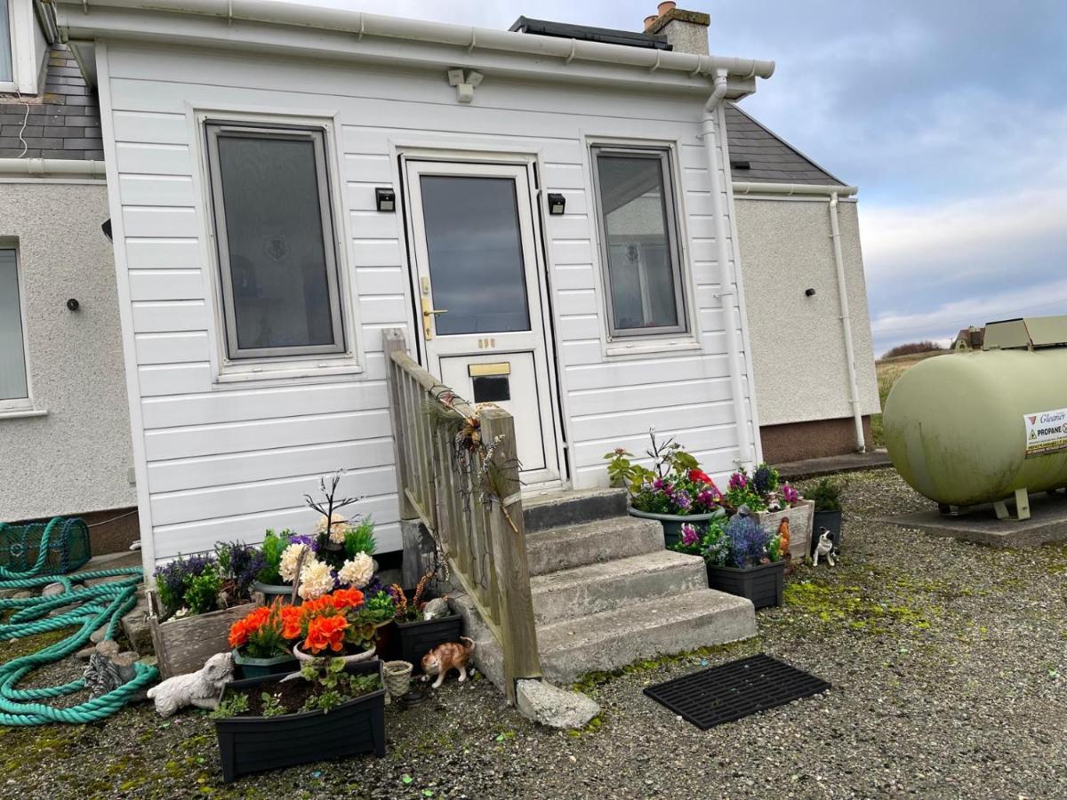 Last House B4 The Sea - B&B Garrabost