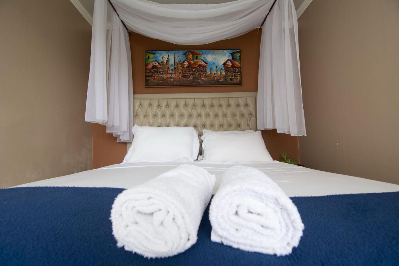 Junior Suite con Vista Piscina 