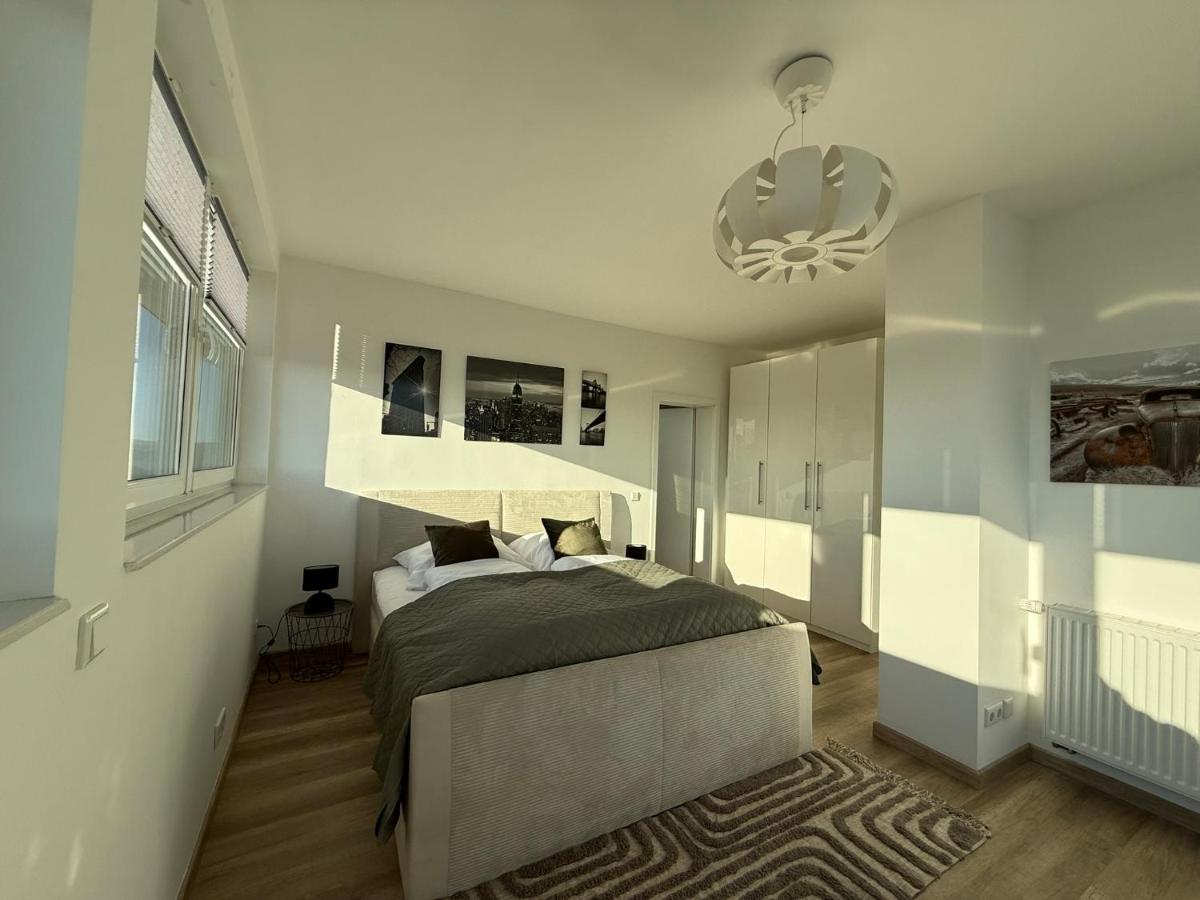 Apartamento de 2 dormitorios con vistas