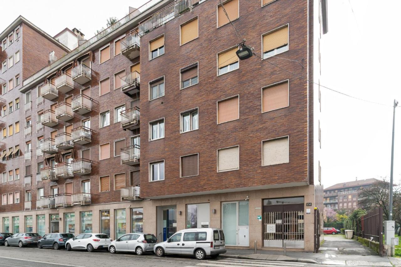 Superior Apt with balcony and parking - Bed and Breakfast