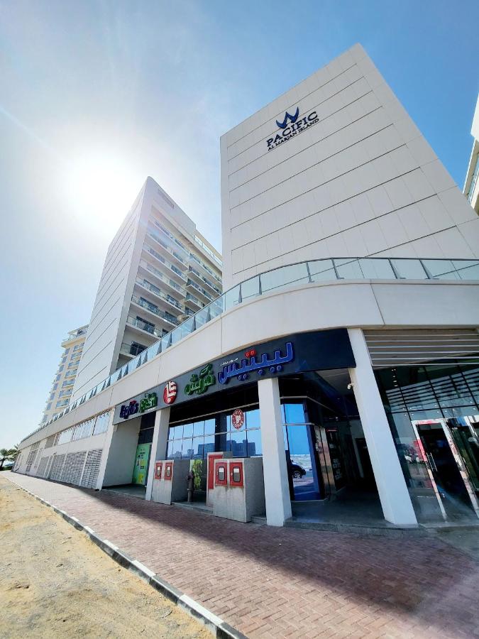 Elegant Studio Island View - Beachfront Property - B&B Ras Al Khaimah