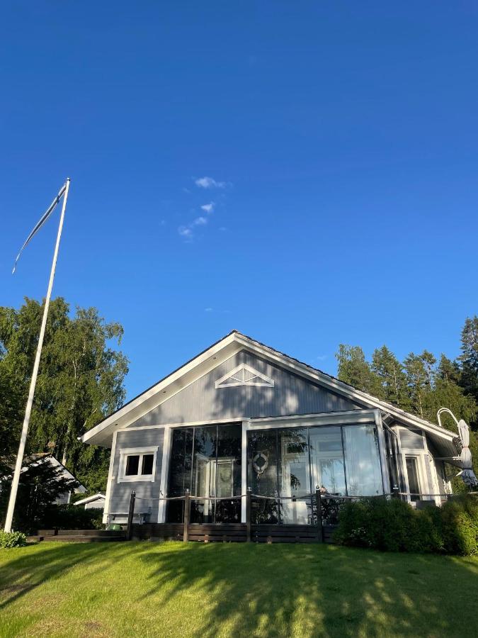 Rantahelmi-huvila - Chambres d’hôtes Eurajoki