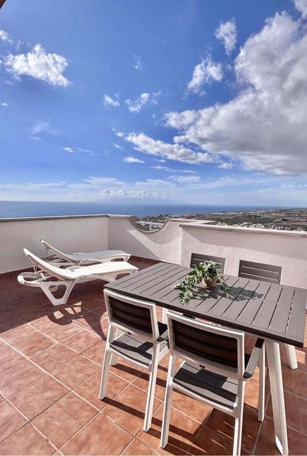 Ocean View Haven, Perla Del Mar - B&B Adeje