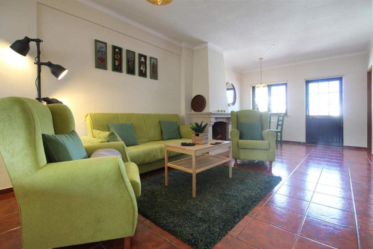 Apartamento Esmeralda T2 com Terraço - Bed and Breakfast Vila Nova de Milfontes
