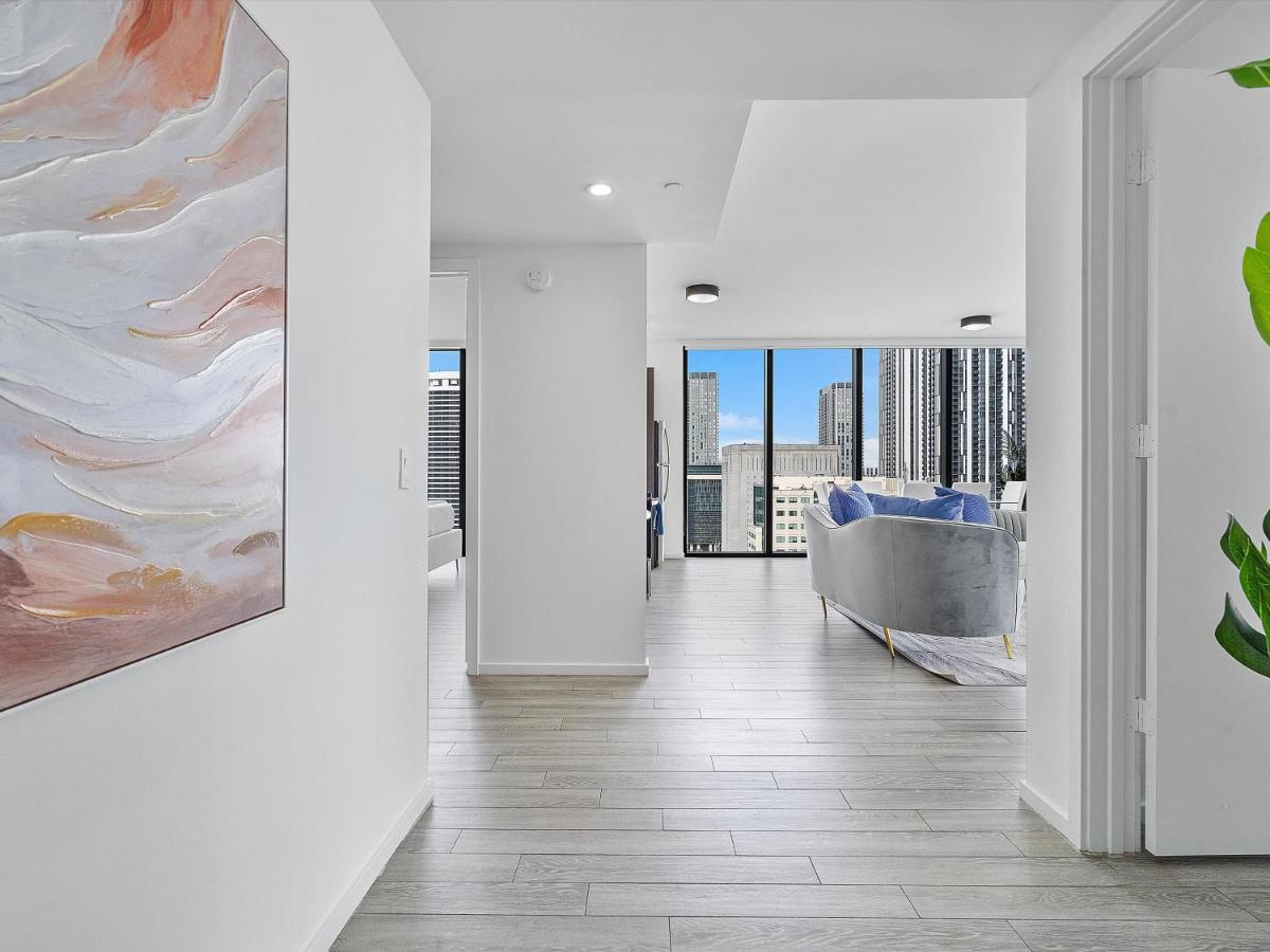 X Lounge IV - High-Rise with Rooftop Pool in Downtown Miami - Bed and Breakfast Miami