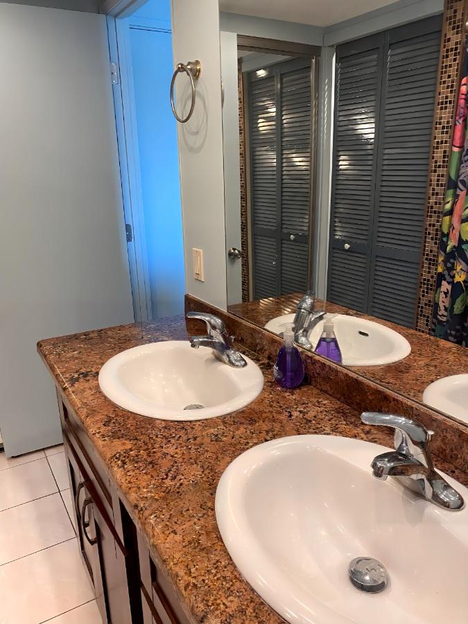 Renovated Studio Free Parking in Prime Waikiki - B&B Honolulu