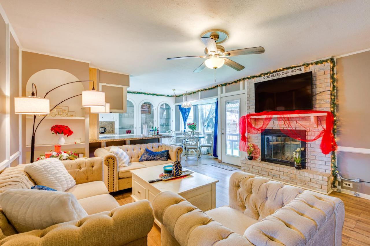 9 Mi to Dtwn Spacious Retreat in Corpus Christi! - Ferienwohnung