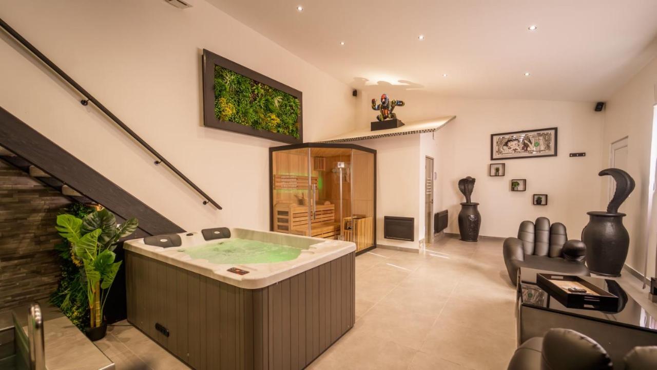 Mezza 47 spa - B&B Précy-sur-Oise