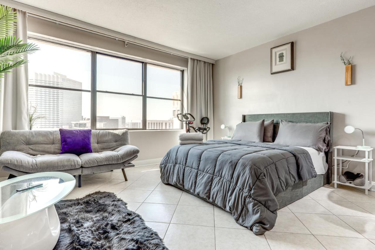 Downtown Studio with City Views in Jacksonville! - B&B