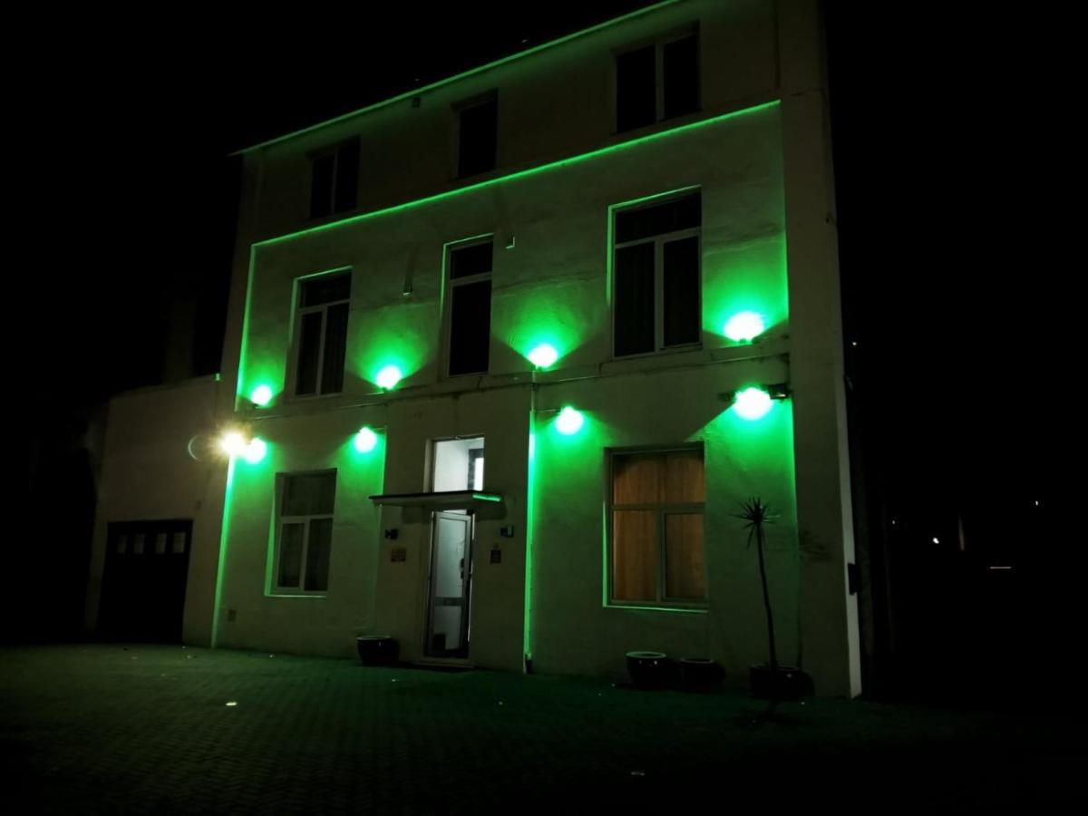 The Green Light House Studio 24 - Free Private Parking - Ferienwohnung Portsmouth