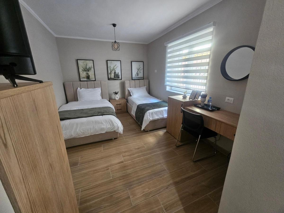Holiday Home Lezha - Bed and Breakfast Lezhë
