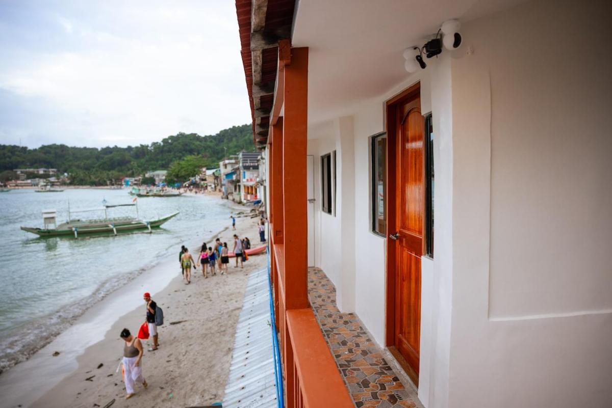 Upper Bliss Homestay - B&B