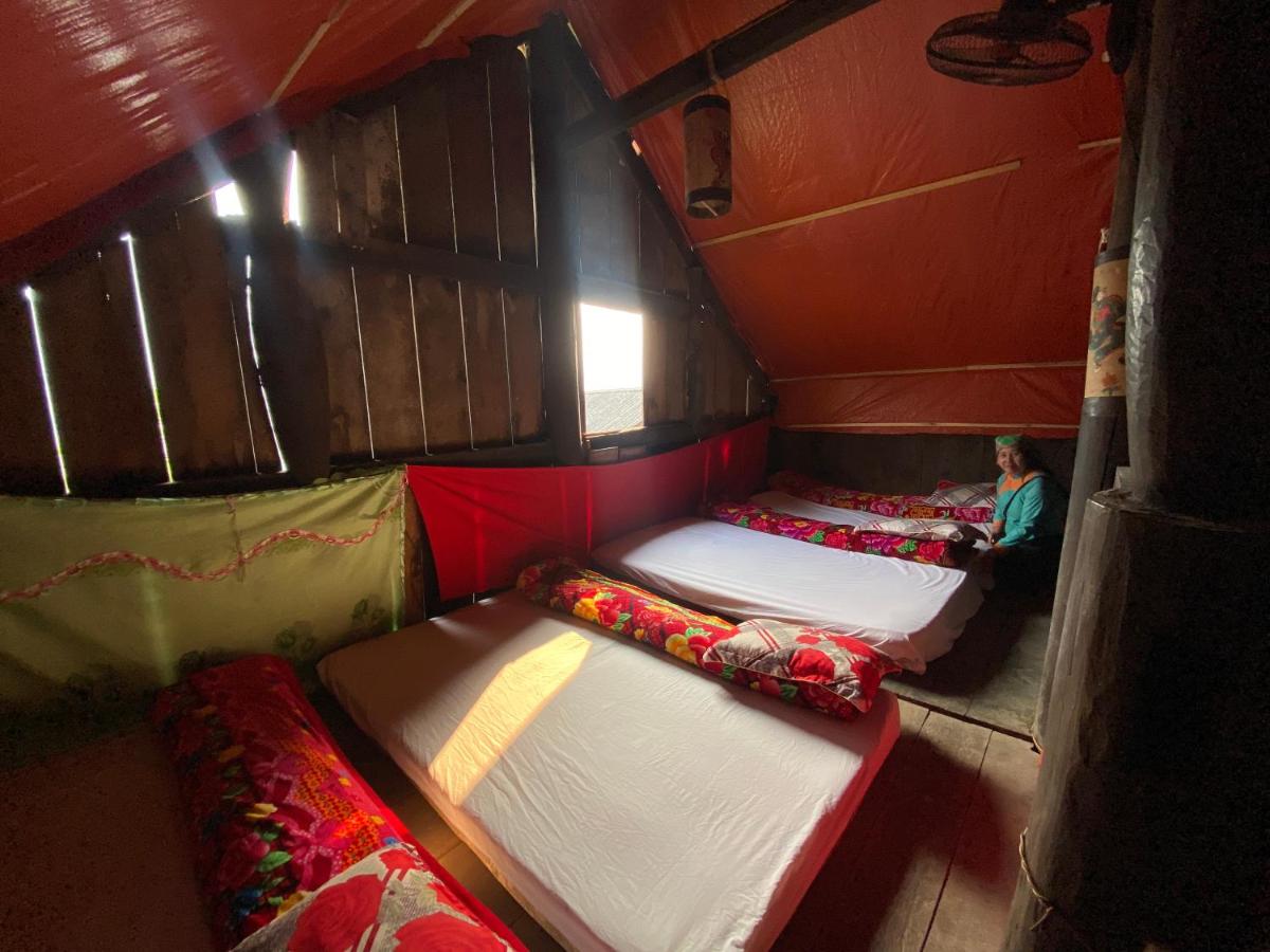 Mixed Dormitory Room