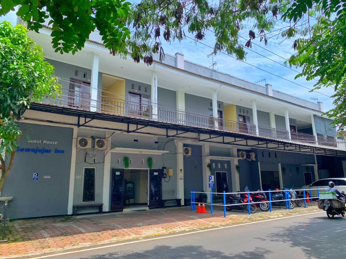 Sawojajar Inn - B&B