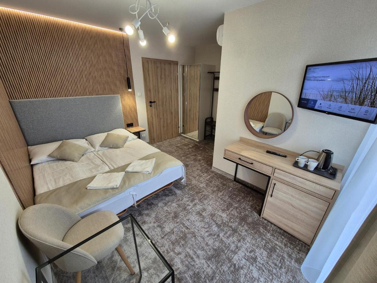 Double Room with Balcony and Air Conditioning