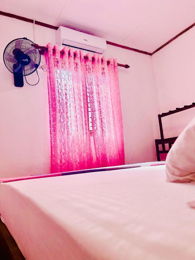 Windy Oasis - B&B Hikkaduwa
