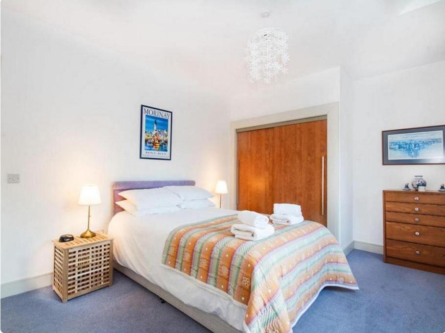 Mercury Holiday Homes -1 Bedroom 7 Westercraigs Apartment - Free Parking - Chambres d'hôtes Inverness